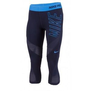 Nike pro Capri leggings. Blue with mesh details